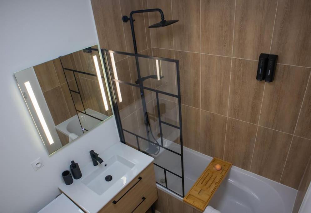 Luxury Apartment «Le Jurassien», Gex-Geneve Cessy Ngoại thất bức ảnh